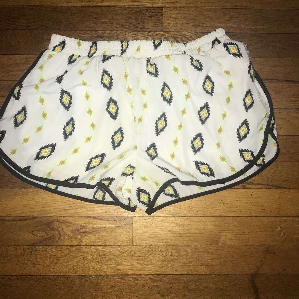 Loose fitted shorts